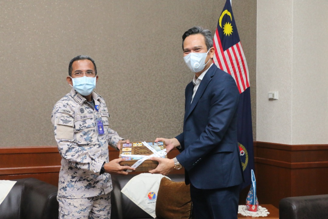 2c48ab19 9d42 4a16 a11d 34fb2e098f4f