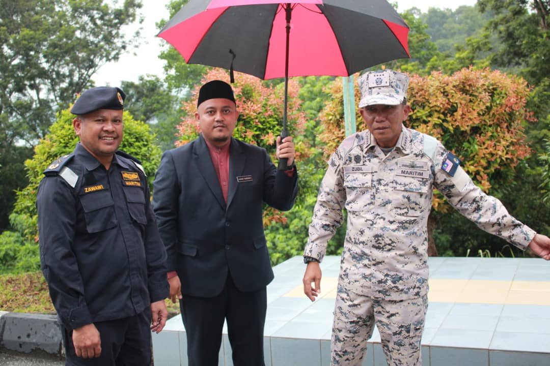 faf5e5c3 bd12 4832 b27a 89a9e545eb5d