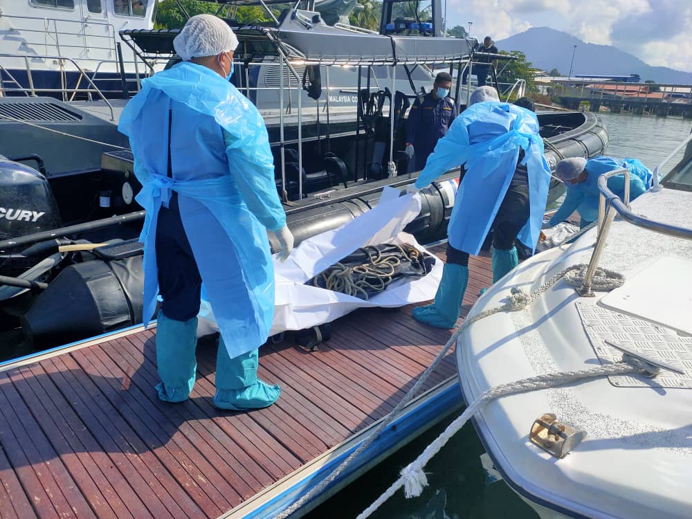 81a22058 c1f4 48f6 a85f 1d04a126056a