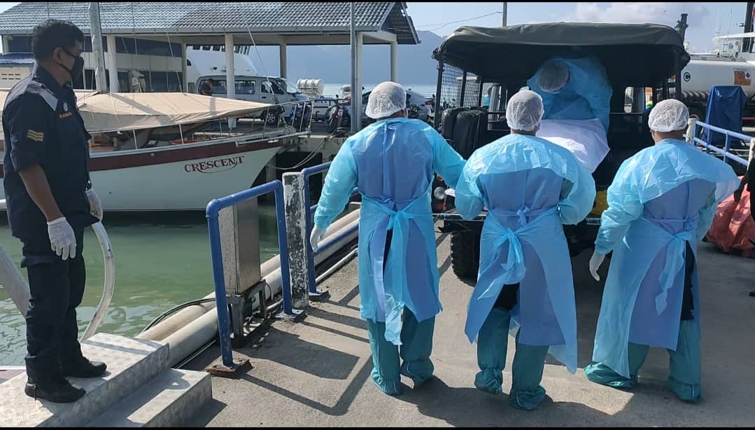 8d844b9d f6d3 4815 be19 ea96aac78319