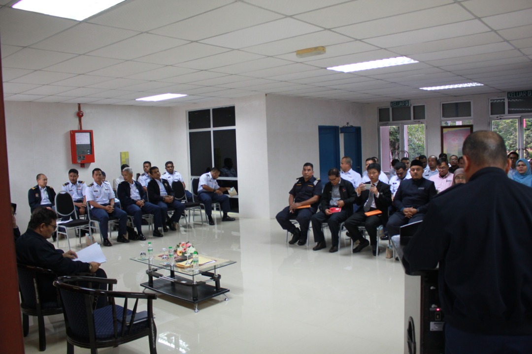 b6f06e4f d4f0 4719 830e 13845859b79e