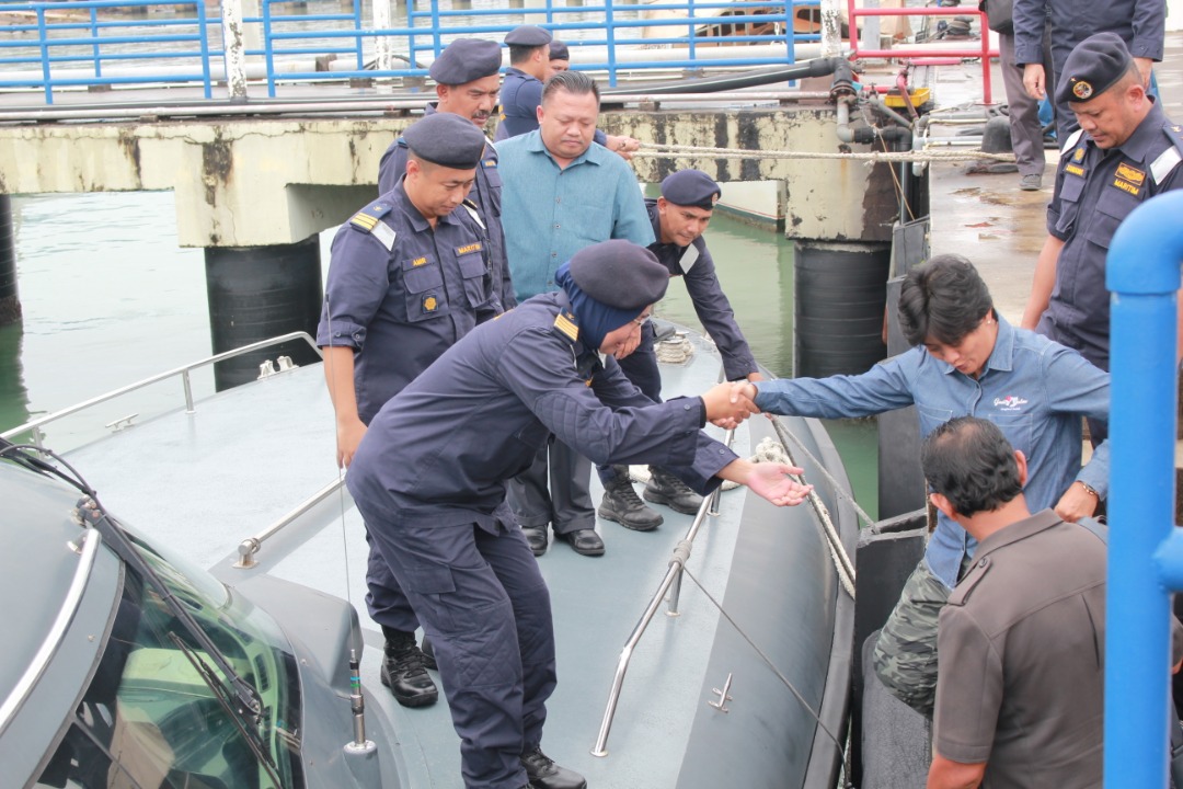 8f5b0ffc c411 49d1 9ed8 7829631d90a7