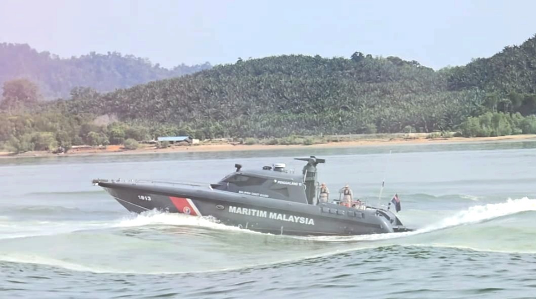 HARI ARMADA4