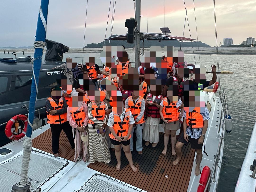 BOT PENUMPANG XLESEN