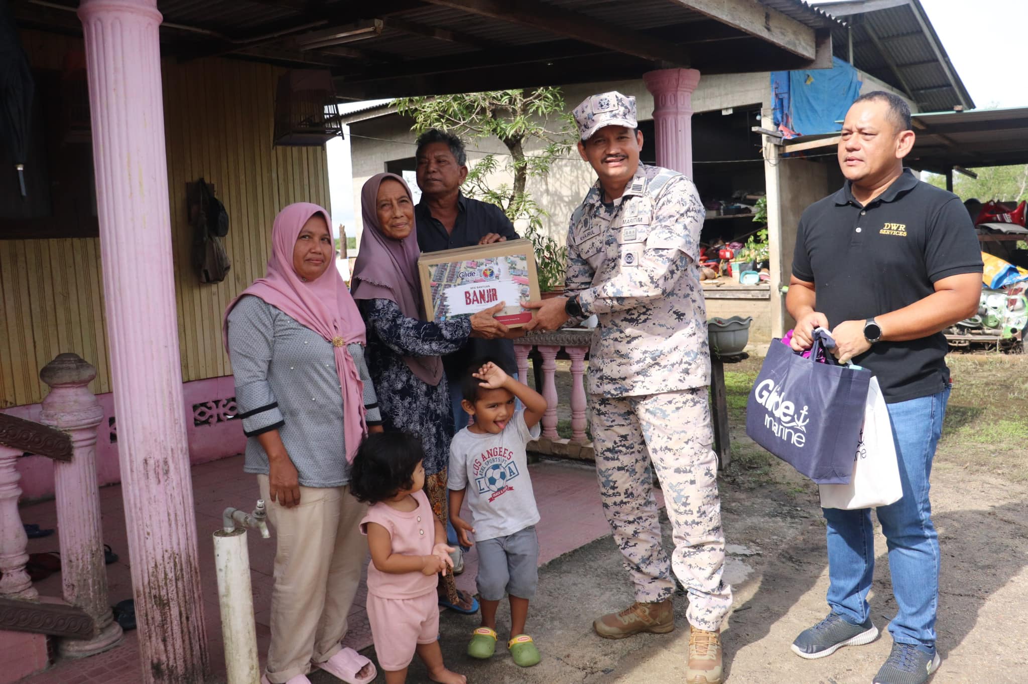 BANTUAN BANJIR GANU 4