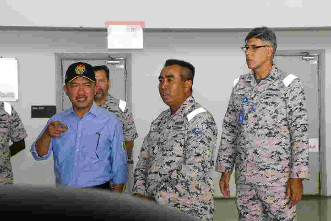 4963733bd6afeb734963733bd6afeb73KSUKDNSUMS2